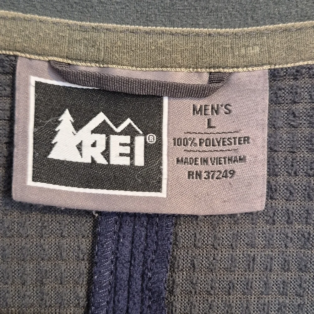 REI Men's Navy Blue Outdoor Vest